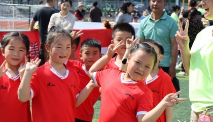 娄底幼超嘉年华｜绿茵场上笑开花，童年乐章响当当|娄底日报|足球|体育|音符|日报_新浪新闻