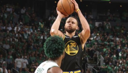 PG模拟器-勇士绿军总决赛对彪三分球？别忽视了中投的作用